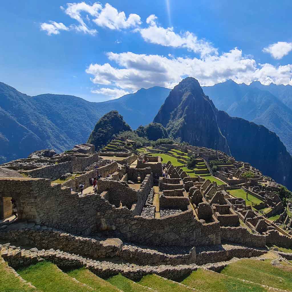 Machu Picchu tour guides