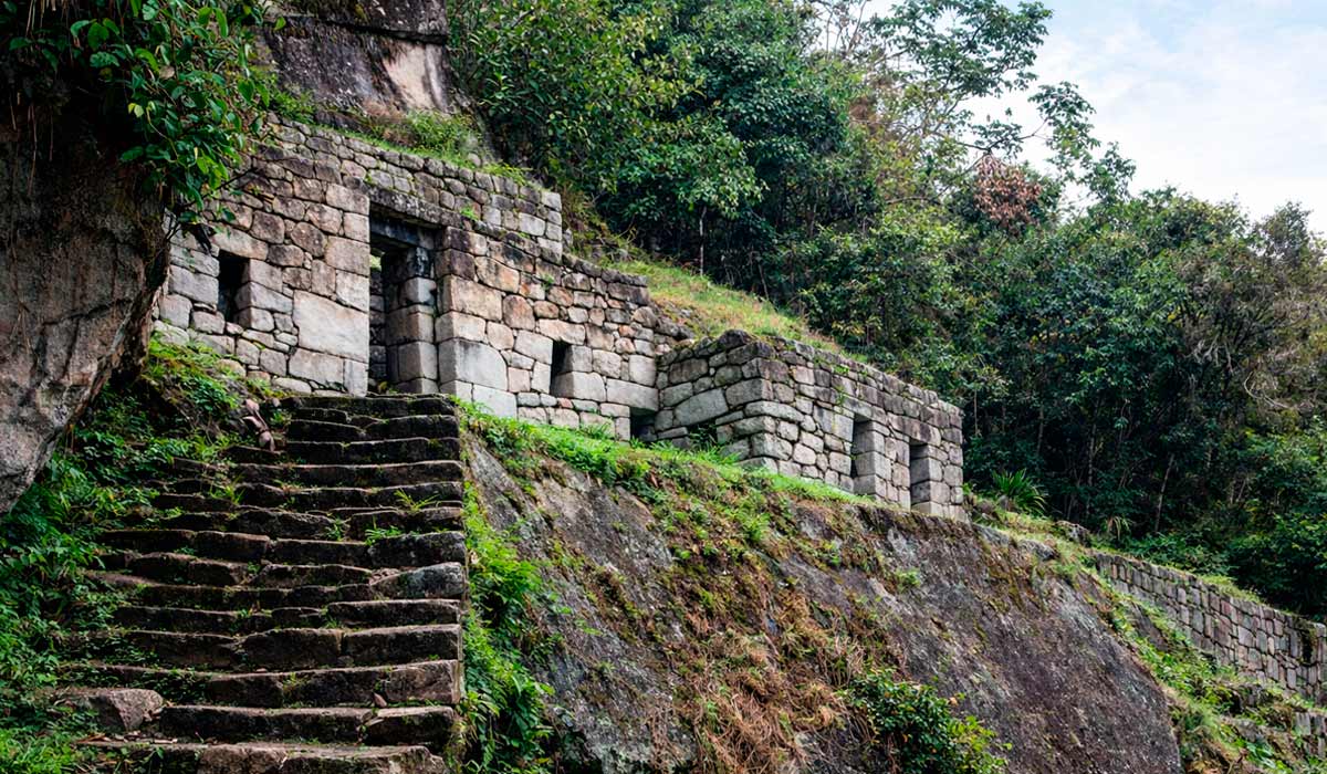 Great Cavern of Huayna Picchu